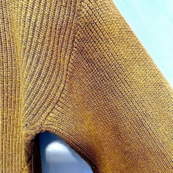 Cyrus Women’s Crew Neck Ribbed Tunic Sweater Brown Sugar Small NWT Extra Long - Picture 11 of 12